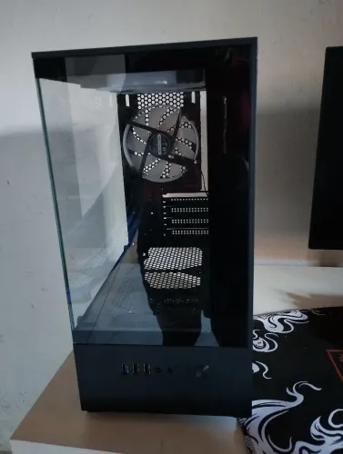 Vendo gabinete em ótimo estado.