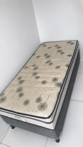 Cama solteiro 