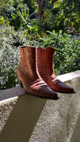 Bota western couro animal