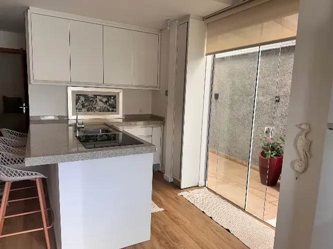 Apartamento Garden confortável com 01 Quarto no bairro Campeche, em Florianópolis.