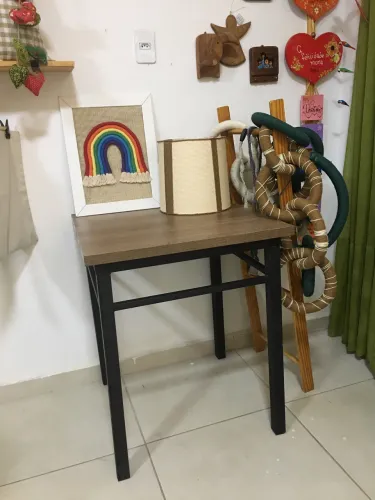 Mesa de mdf com ferro