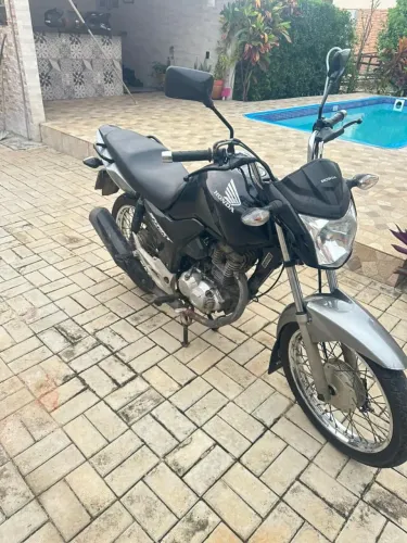 ALUGUEL DE MOTO . LOCAÇÃO DE VEÍCULO
