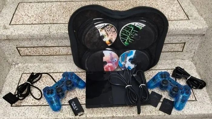 PlayStation 2 Slim Conservado, 2 Controles Ocean Blue, 48 Jogos, 2 memory card HDMI