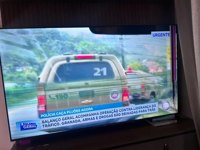 Tv TCL 65 polegadas semi nova