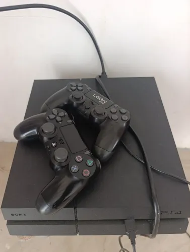 Vende play 4 completo
