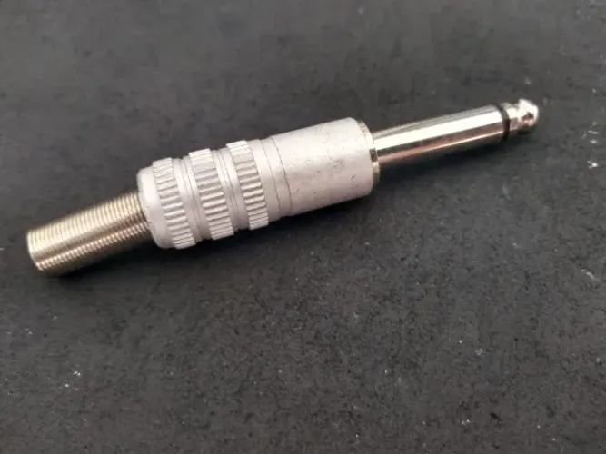 plug p10 mono ( 24 pçs)