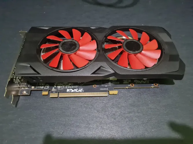 RX580 8GB XFX 2048sp.