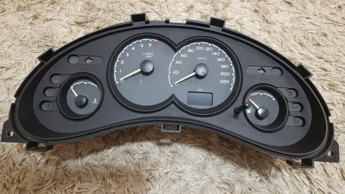 Painel de instrumentos Corsa Classic original GM - Raras condições 