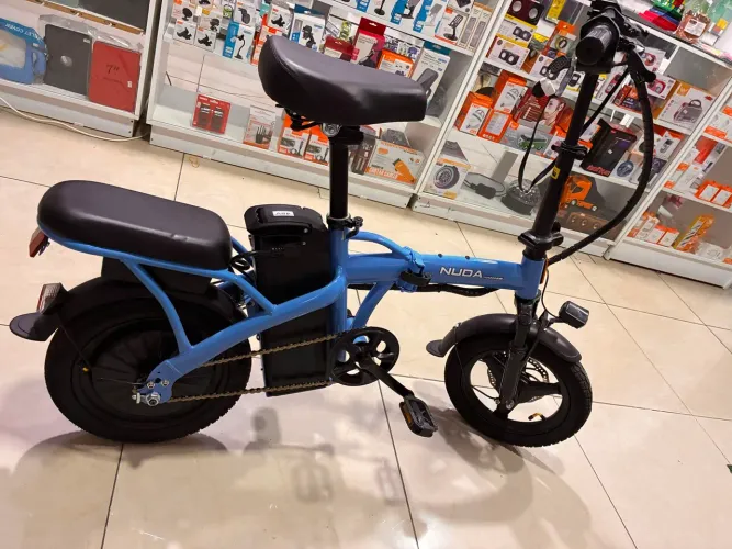 Bicicleta elétrica Dobrável