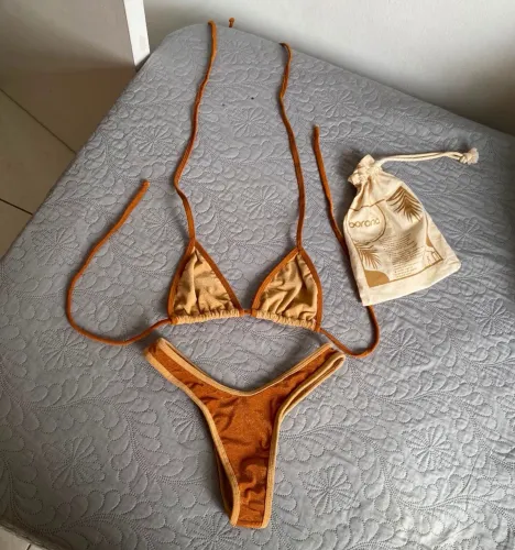 biquíni borana