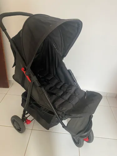 Carrinho de bebê fosco 