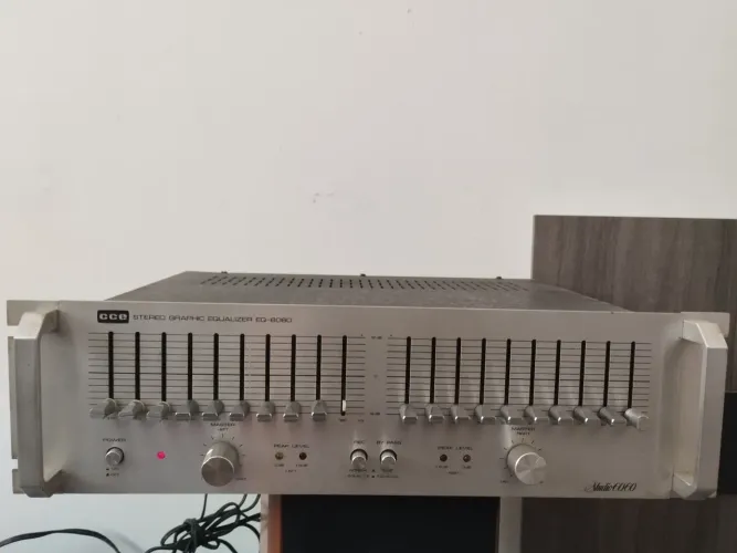 Equalizador cce 6060 
