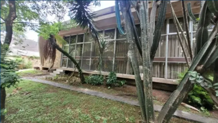 Casa Térrea - 4 Dormitórios (Suítes) à Venda ou para Alugar no Alto da Boa Vista - São Pau