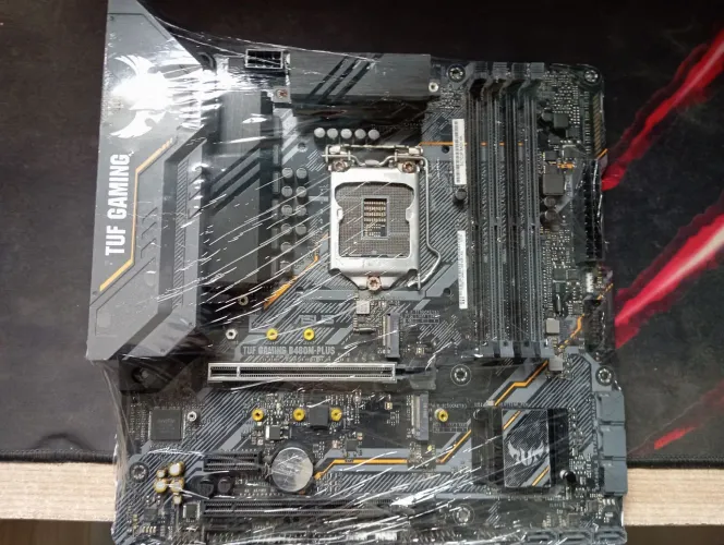 Placa-mãe TUF GAMING b460m-plus COM DEFEITO