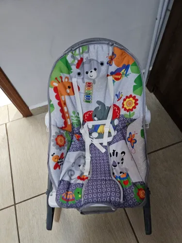 Cadeirinha de música de bebe