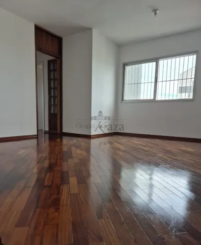 Oportunidade - Apartamento - Residencial Portal Vitória - Vila Industrial - 3 Dormitórios