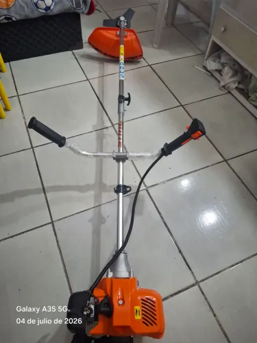Vendo roçaderia stihl fs 290