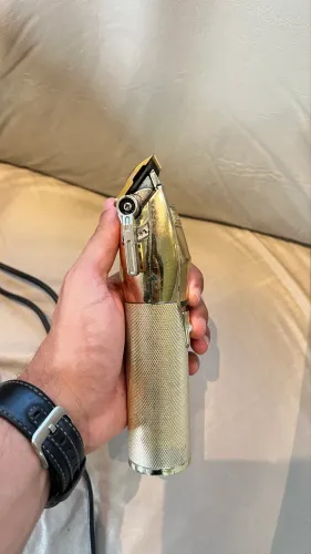 Máquina de Corte BaByliss Pro FX870G Dourada Profissional sem Fio