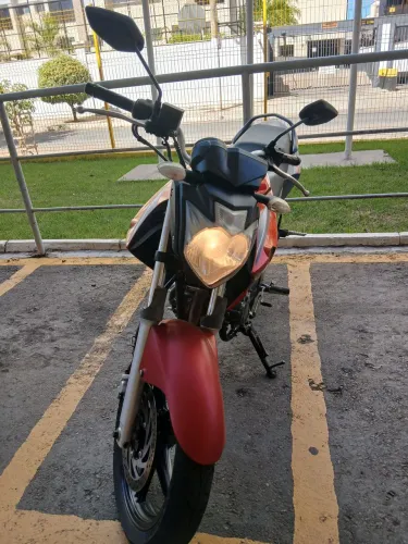 *Yamaha Fazer 250 2015 - Impecável, Baixa KM, Docs Ok*
