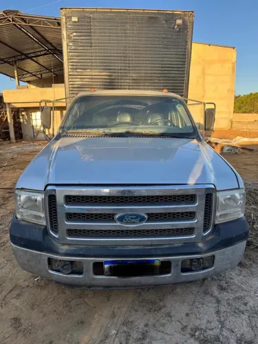FORD F-350 2011 ? DIESEL | COM BAÚ