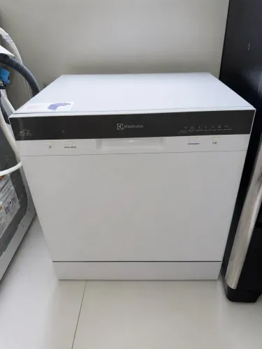 Lava louça Electrolux LL08B