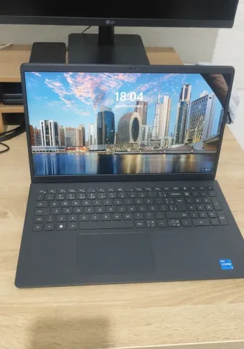 Notebook Dell Inspiron 15 3520