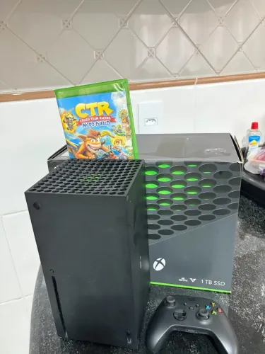 Xbox Series X ( 1tb Ssd com leitor de disco)