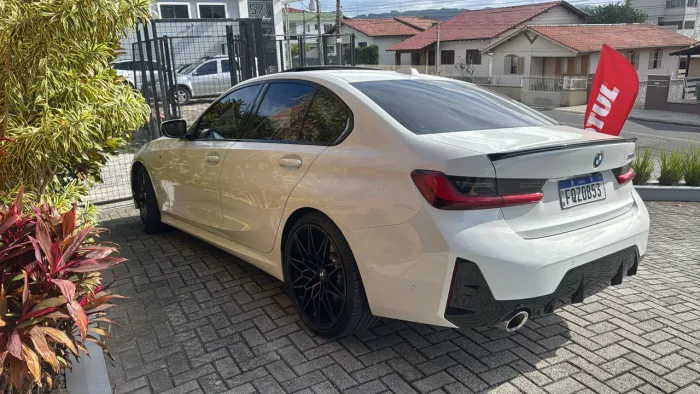 BMW 320I A 2.0 TB M Sport Activeflex 16V 4P 2024