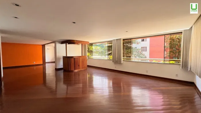Apartamento, 5 quartos, 3 suítes, 4 vagas
