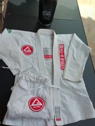 Kimono gracie barra m3 usado Jiu-Jitsu 