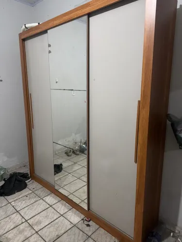 Guarda roupa de casal