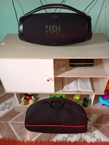 Vendo JBL Bom Box 3 no precinho 1.600