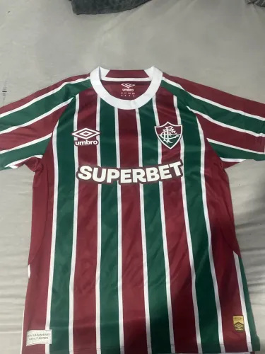 Blusa oficial do Fluminense