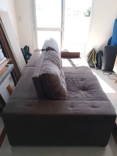 Vendo sofá retrátil semi novo pouco uso troco por geladeira 