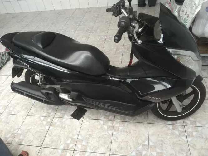 Honda PCX ótimo estado 