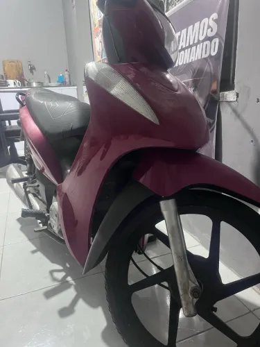 Vendo moto Honda Biz em ótimo estado