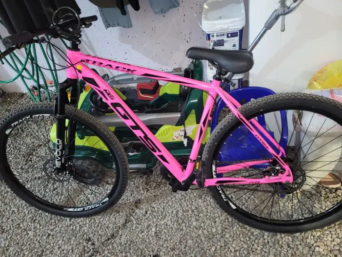 Bicicleta GTS aro '29, '21 marchas, quadro '21, cor rosa