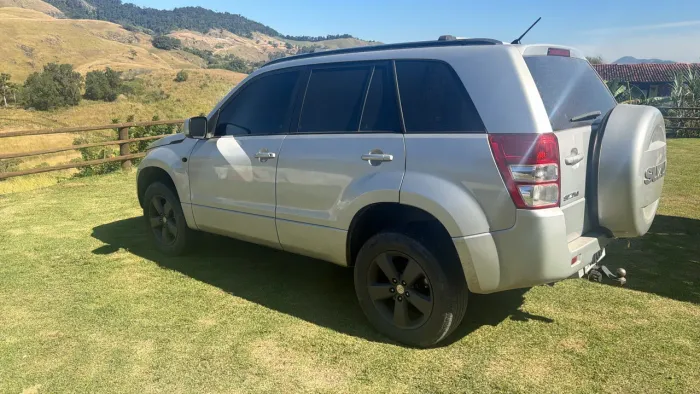 Suzuki Grand Vitara 2.0 16V 4x2/4x4 5P Aut. 2012