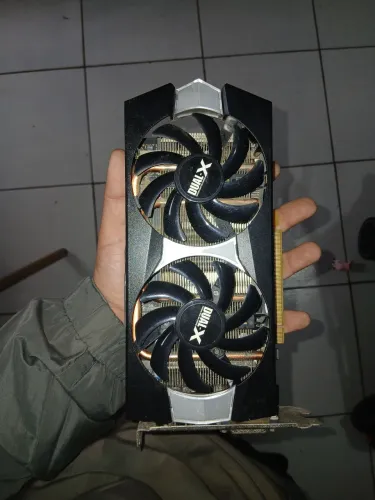 Sapphire Radeon R9 270X 2GB Dual-X GDDR5