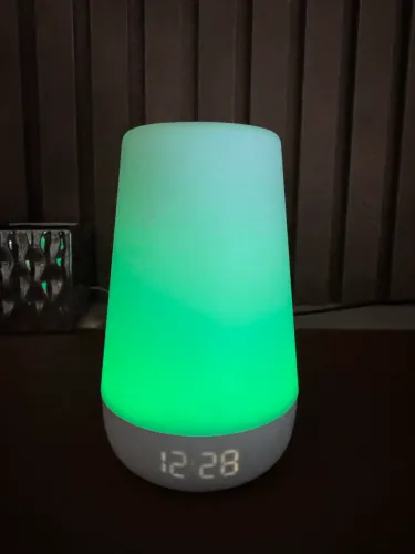 Hatch Rest 2 - Luminária Inteligente com Máquina de Som
