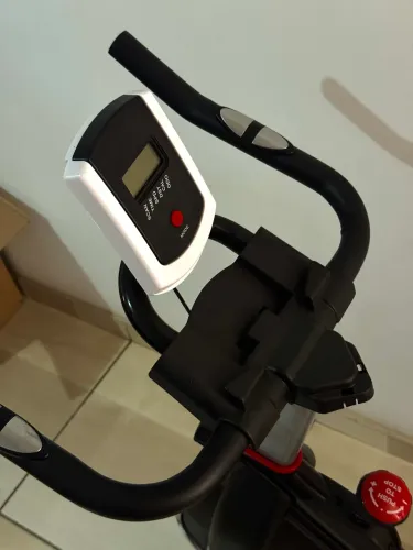 Bicicleta ergométrica 6kg de inércia