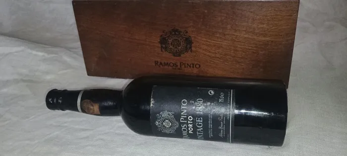 Vinho do Porto Ramos Pinto Vintage 1980