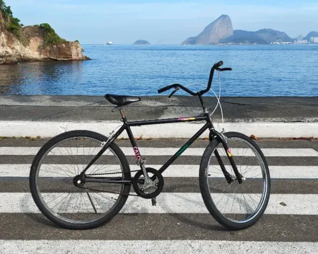 Bicicleta Caloi Cruiser Safari 1990 para coleção, toda original com manual e NF