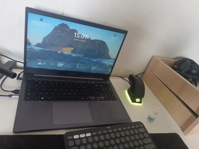Notebook Galaxy book 2, i3 256gb SSD 8gb.