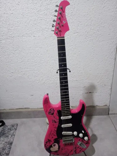 Guitarra Eagle 