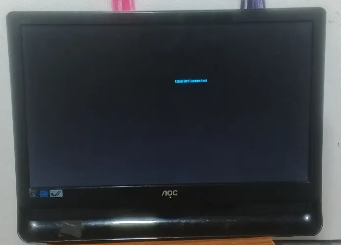 Monitor AOC LED Widescreen 18,5? VGA - Ótimo Estado