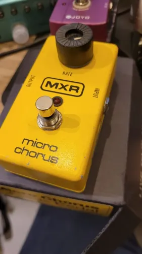 Pedal Micro Chorus MXR - uma lenda