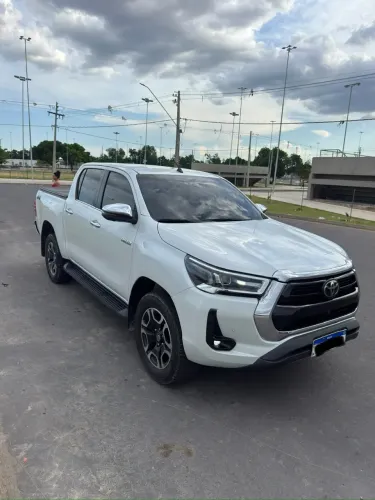 Toyota Hilux CD SRX 4X4 2.8 TDI 16V Diesel Aut. 2023