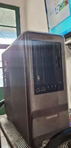 Computador Positivo, Gabinete Completo