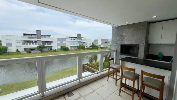 Cobertura de 132m2 Mobiliada a Venda no Condominio Rossi Atlantida em Xangri-La REF: CA366